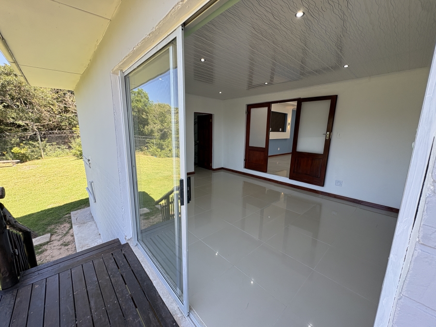 5 Bedroom Property for Sale in Cintsa East Eastern Cape